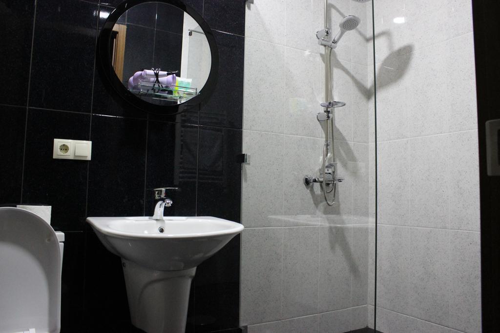 Point Hotel Tbilisi Camera foto